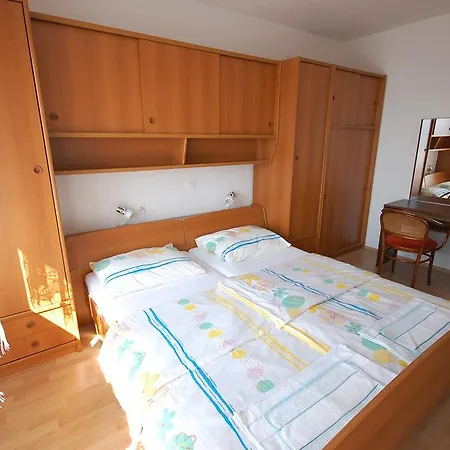 Djuka By El-pi Tours