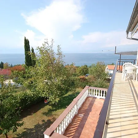 Djuka Apartment Njivice